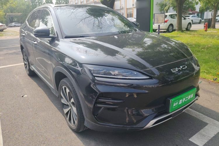 Used BYD Song PLUS New Energy 2023 Champion Edition EV 520KM Flagship Model Front Right 45 Deg