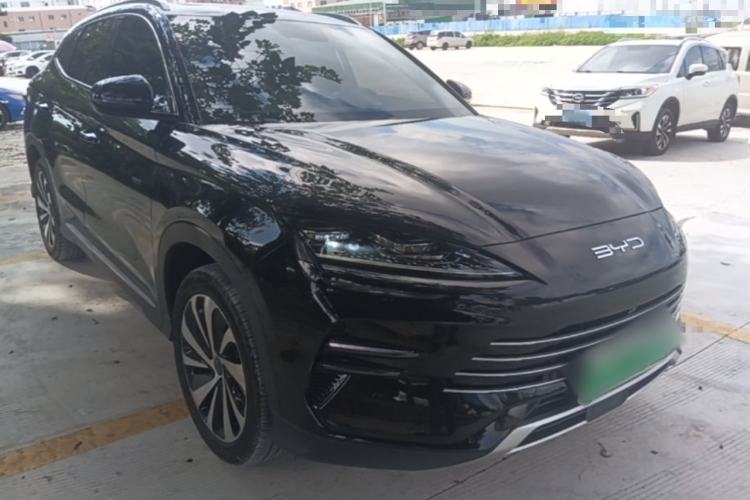 Used BYD Song PLUS New Energy 2023 Champion Edition DM-i 110KM Flagship Model Front Right 45 Deg