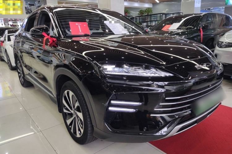 Used BYD Song PLUS New Energy 2023 Champion Edition DM-i 110KM Flagship PLUS Front Right 45 Deg