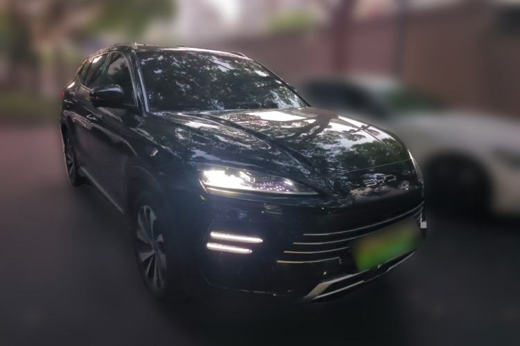 Used BYD Song PLUS New Energy 2023 Champion Edition DM-i 150KM Flagship PLUS 5G Front Right 45 Deg