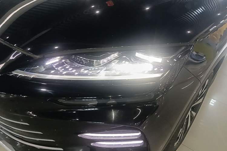 Used BYD Song PLUS New Energy 2023 Champion Edition DM-i 110KM Flagship PLUS Left Front Headlight