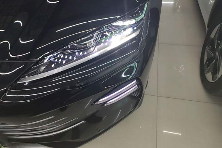 Used BYD Song PLUS New Energy 2023 Champion Edition DM-i 150KM Flagship PLUS Left Front Headlight