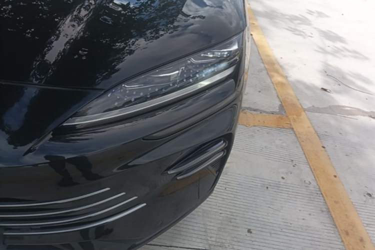 Used BYD Song PLUS New Energy 2023 Champion Edition DM-i 110KM Flagship Model Left Front Headlight