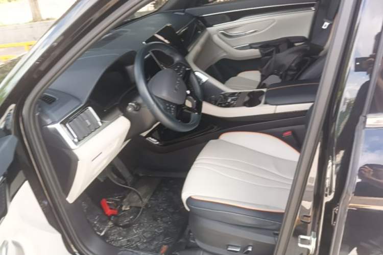 Used BYD Song PLUS New Energy 2023 Champion Edition DM-i 110KM Flagship Model Left Front Seat