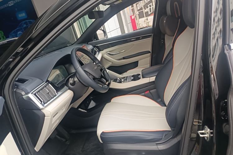 Used BYD Song PLUS New Energy 2023 Champion Edition DM-i 110KM Flagship Model Left Front Seat