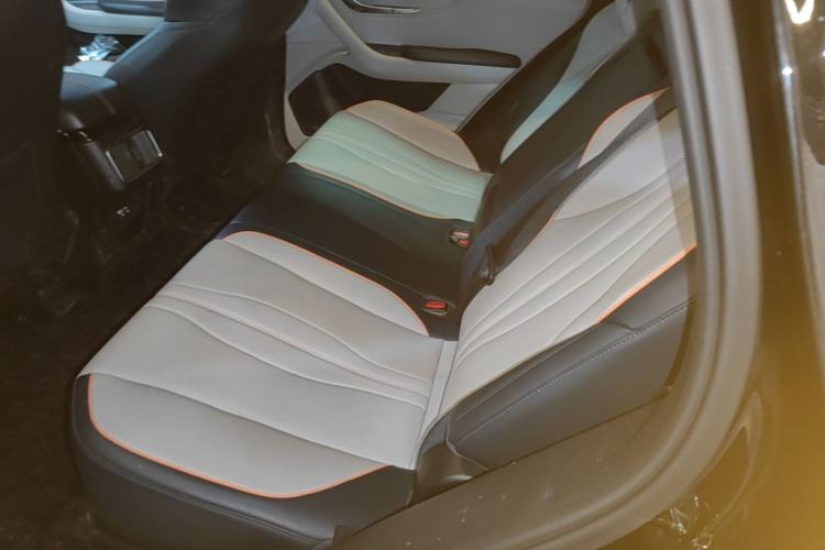 Used BYD Song PLUS New Energy 2023 Champion Edition DM-i 110KM Flagship PLUS Left Rear Seat
