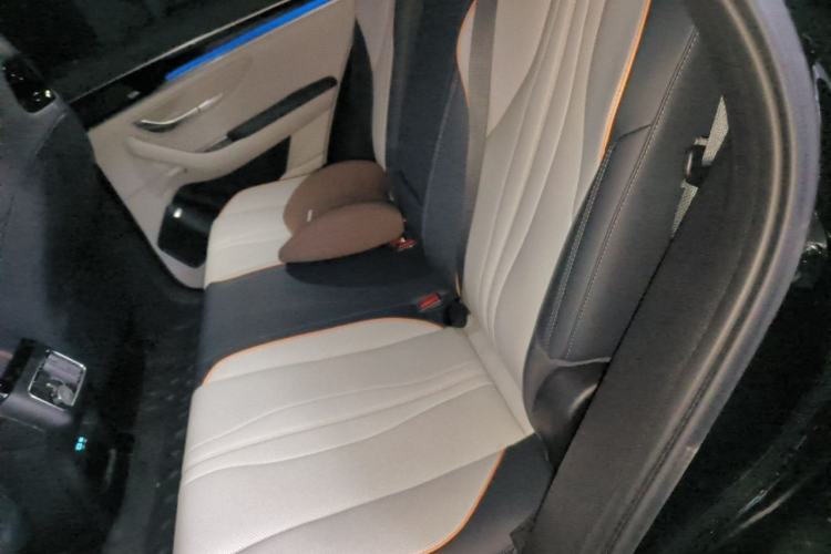 Used BYD Song PLUS New Energy 2023 Champion Edition DM-i 150KM Flagship PLUS 5G Left Rear Seat