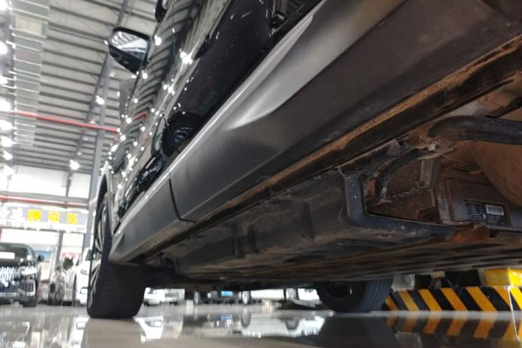 Used BYD Song PLUS New Energy 2023 Champion Edition DM-i 110KM Flagship Model Left Side Sill
