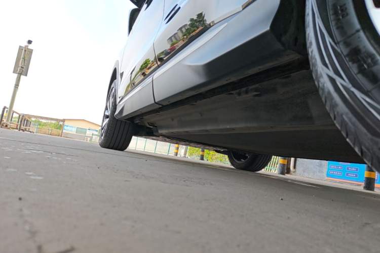 Used BYD Song PLUS New Energy 2023 Champion Edition EV 520KM Luxury Model Left Side Sill