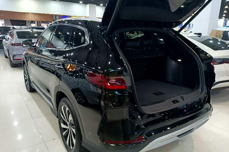 Used BYD Song PLUS New Energy 2023 Champion Edition DM-i 110KM Flagship PLUS Rear Left 45 Deg