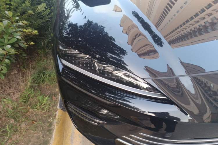 Used BYD Song PLUS New Energy 2023 Champion Edition DM-i 110KM Flagship PLUS Right Front Headlight