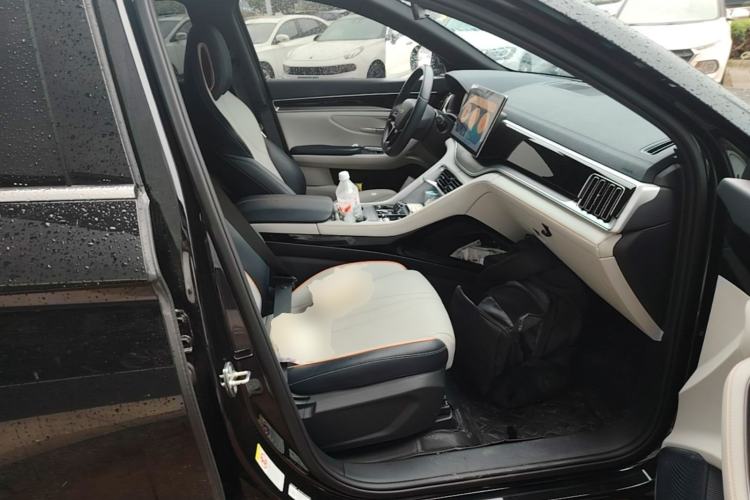 Used BYD Song PLUS New Energy 2023 Champion Edition DM-i 110KM Flagship Model Right Front Seat