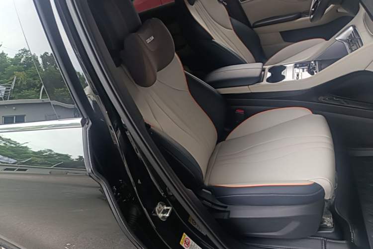 Used BYD Song PLUS New Energy 2023 Champion Edition DM-i 110KM Flagship Model Right Front Seat
