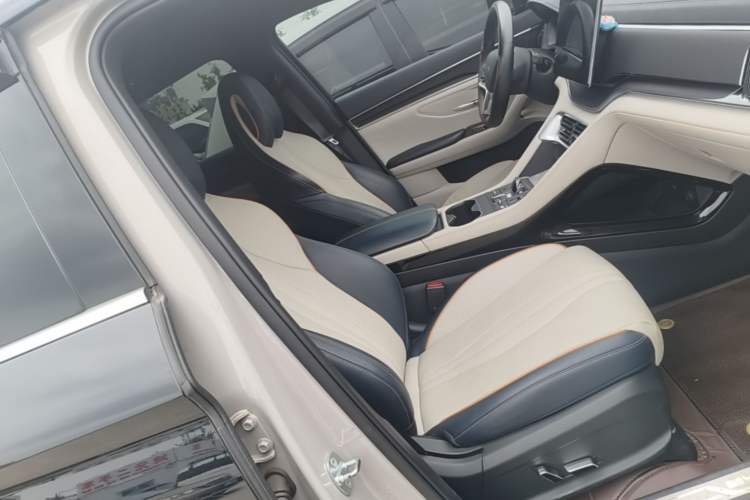 Used BYD Song PLUS New Energy 2023 Champion Edition DM-i 150KM Flagship PLUS Right Front Seat