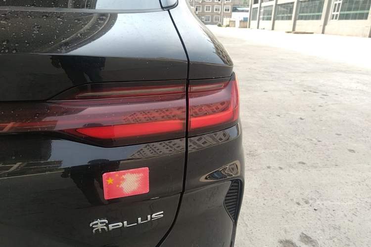 Used BYD Song PLUS New Energy 2023 Champion Edition DM-i 110KM Flagship Model Right Rear Taillight