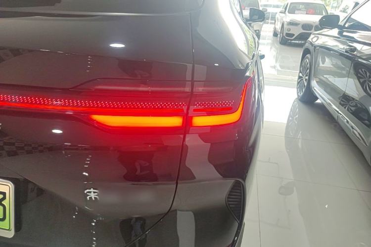 Used BYD Song PLUS New Energy 2023 Champion Edition DM-i 150KM Flagship PLUS Right Rear Taillight