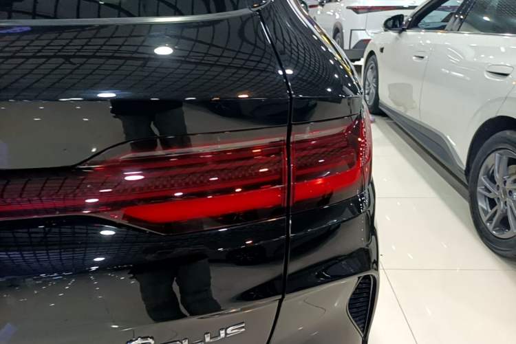 Used BYD Song PLUS New Energy 2023 Champion Edition DM-i 110KM Flagship PLUS Right Rear Taillight