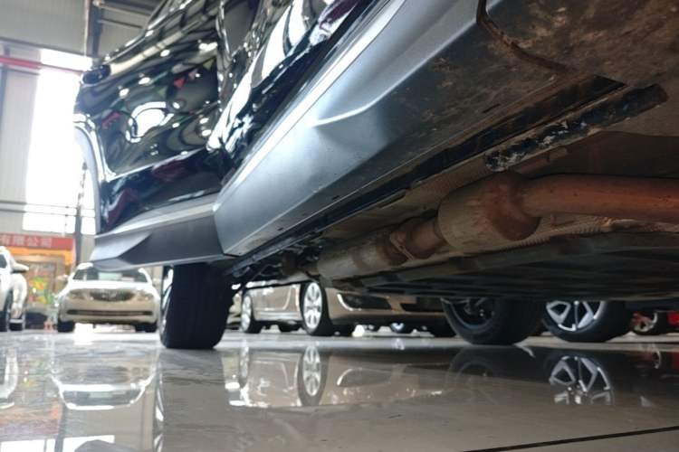 Used BYD Song PLUS New Energy 2023 Champion Edition DM-i 110KM Flagship Model Right Side Sill