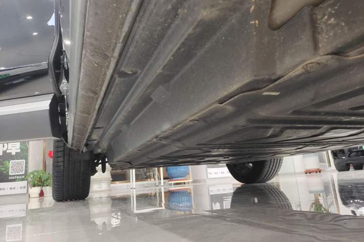 Used BYD Song PLUS New Energy 2023 Champion Edition EV 520KM Prestige Model Right Side Sill