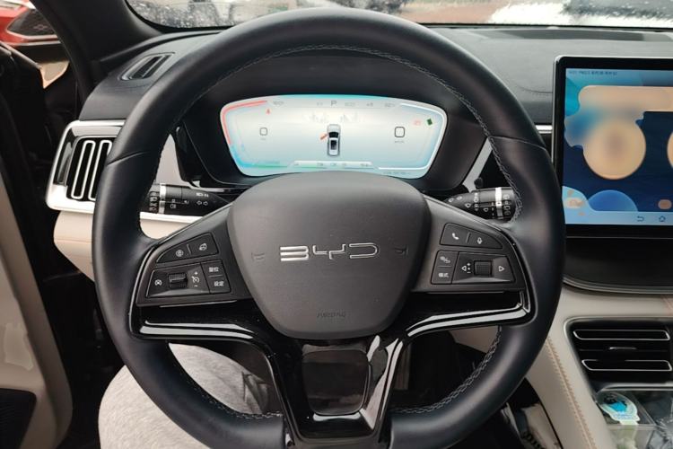 Used BYD Song PLUS New Energy 2023 Champion Edition DM-i 110KM Flagship Model Steering Wheel