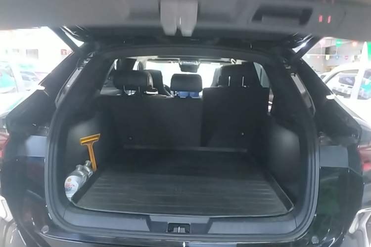 Used BYD Song PLUS New Energy 2023 Champion Edition DM-i 110KM Flagship PLUS Trunk
