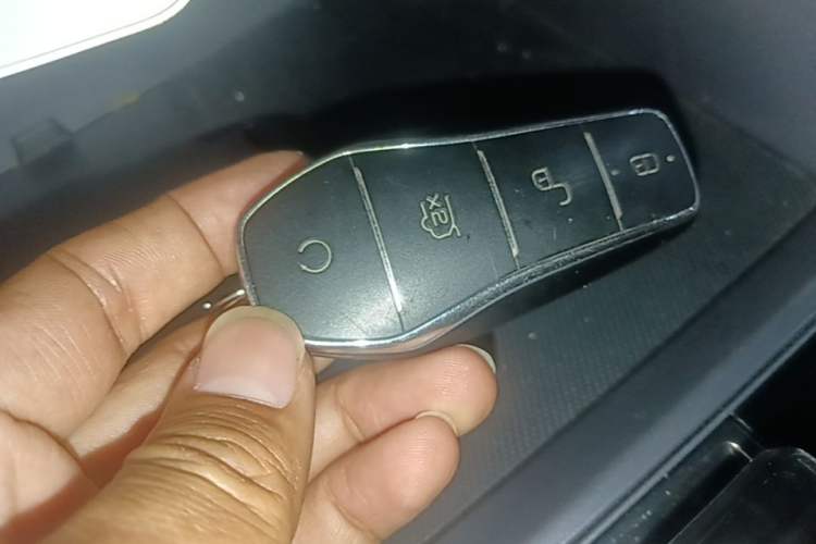 Used BYD Song PLUS New Energy 2023 Champion Edition DM-i 110KM Flagship PLUS Vehicle Key