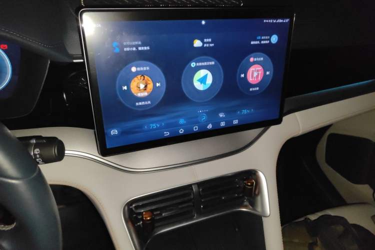 Used BYD Song PLUS New Energy 2023 Champion Edition EV 520KM Prestige Model Audio And AC Panel