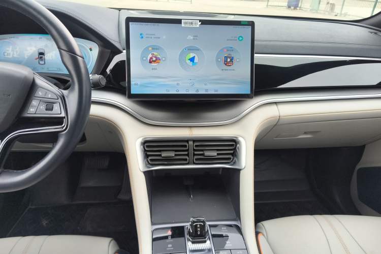 Used BYD Song PLUS New Energy 2023 Champion Edition DM-i 110KM Flagship Model Audio And AC Panel