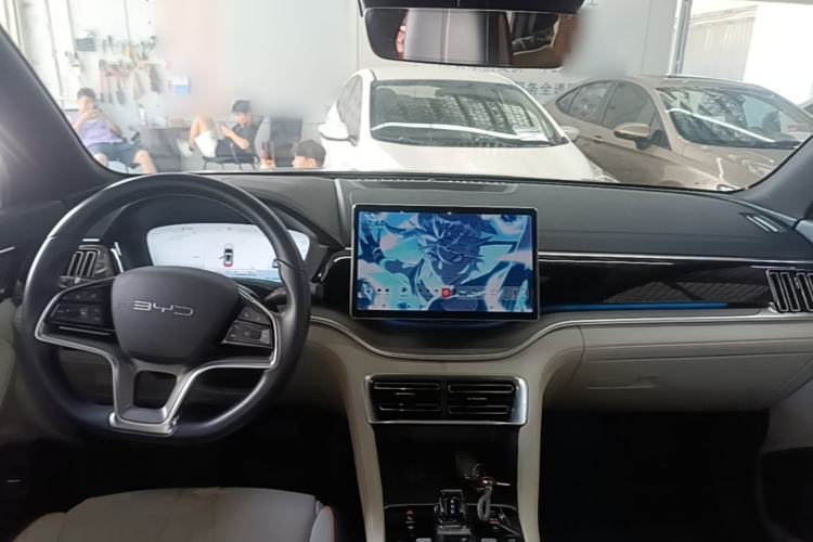 Used BYD Song PLUS New Energy 2023 Champion Edition DM-i 150KM Flagship PLUS Center Console