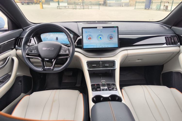 Used BYD Song PLUS New Energy 2023 Champion Edition DM-i 110KM Flagship Model Center Console