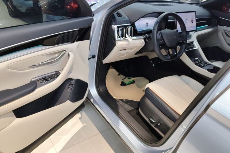 Used BYD Song PLUS New Energy 2023 Champion Edition EV 520KM Prestige Model Driver Seat