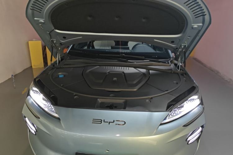 Used BYD Song PLUS New Energy 2023 Champion Edition EV 520KM Prestige Model Engine Bay