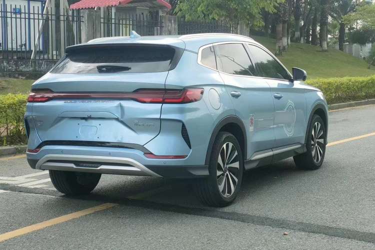 Used BYD Song PLUS New Energy 2023 Champion Edition DM-i 110KM Flagship PLUS Exterior 4