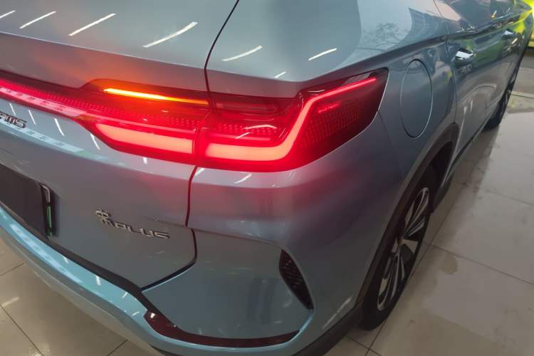 Used BYD Song PLUS New Energy 2023 Champion Edition EV 520KM Prestige Model Exterior 6