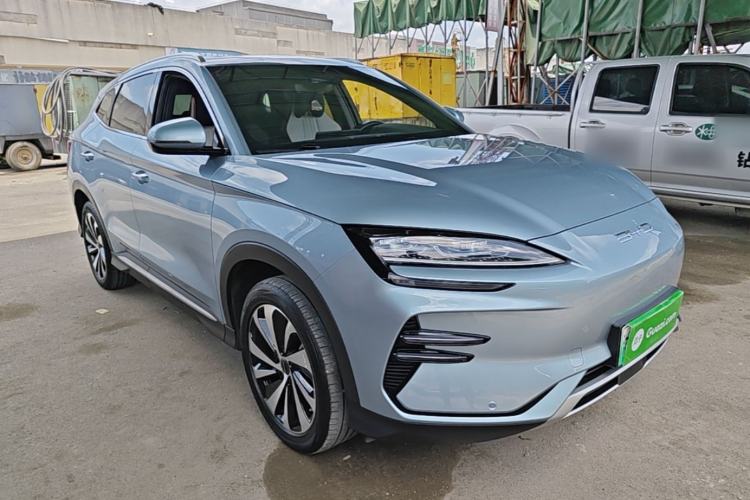 Used BYD Song PLUS New Energy 2023 Champion Edition EV 520KM Luxury Model Front Right 45 Deg