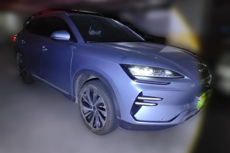 Used BYD Song PLUS New Energy 2023 Champion Edition EV 520KM Prestige Model Front Right 45 Deg