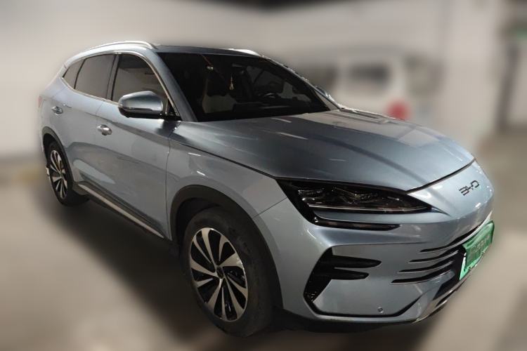 Used BYD Song PLUS New Energy 2023 Champion Edition DM-i 110KM Flagship PLUS Front Right 45 Deg