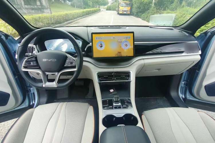 Used BYD Song PLUS New Energy 2023 Champion Edition DM-i 110KM Flagship PLUS Interior 1