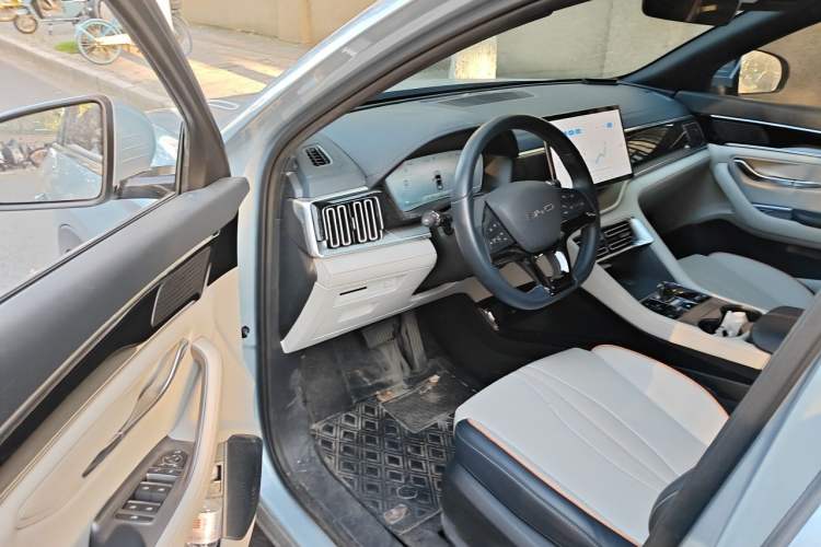 Used BYD Song PLUS New Energy 2023 Champion Edition EV 520KM Prestige Model Interior 3