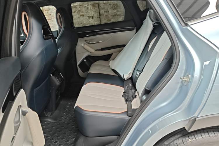 Used BYD Song PLUS New Energy 2023 Champion Edition DM-i 150KM Flagship PLUS 5G Left Rear Seat