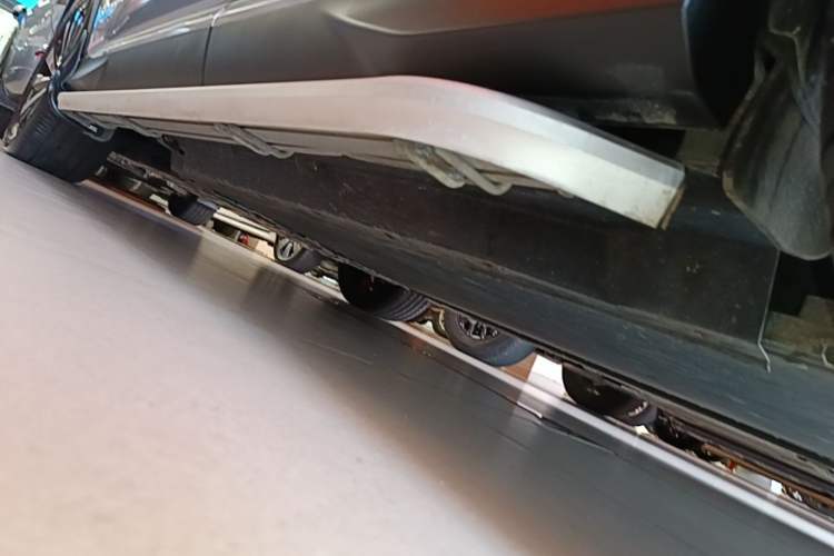 Used BYD Song PLUS New Energy 2023 Champion Edition EV 605KM Flagship PLUS Left Side Sill