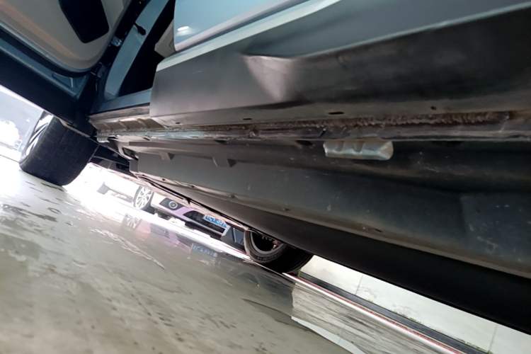 Used BYD Song PLUS New Energy 2023 Champion Edition EV 520KM Prestige Model Left Side Sill