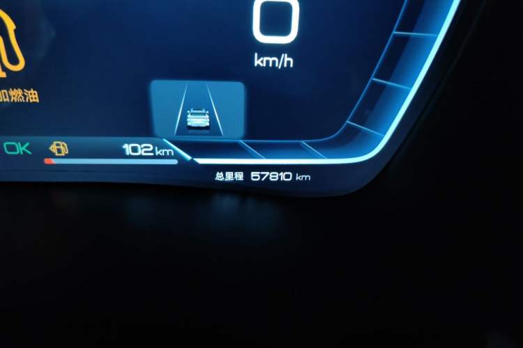 Used BYD Song PLUS New Energy 2023 Champion Edition DM-i 110KM Flagship PLUS Odometer Close Up