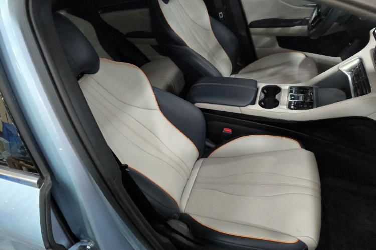 Used BYD Song PLUS New Energy 2023 Champion Edition EV 520KM Prestige Model Right Front Seat