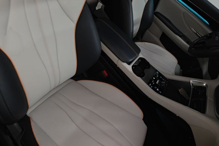 Used BYD Song PLUS New Energy 2023 Champion Edition EV 520KM Prestige Model Right Front Seat