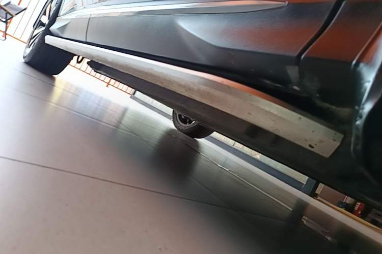 Used BYD Song PLUS New Energy 2023 Champion Edition EV 605KM Flagship PLUS Right Side Sill