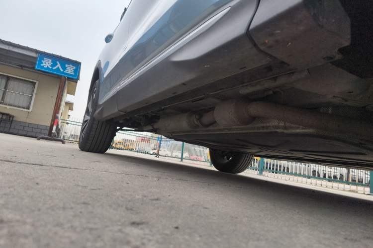 Used BYD Song PLUS New Energy 2023 Champion Edition DM-i 110KM Flagship Model Right Side Sill