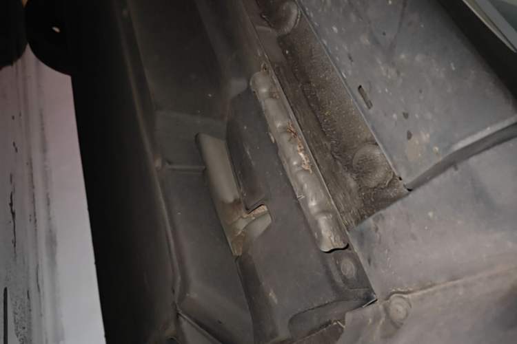 Used BYD Song PLUS New Energy 2023 Champion Edition EV 520KM Prestige Model Right Side Sill
