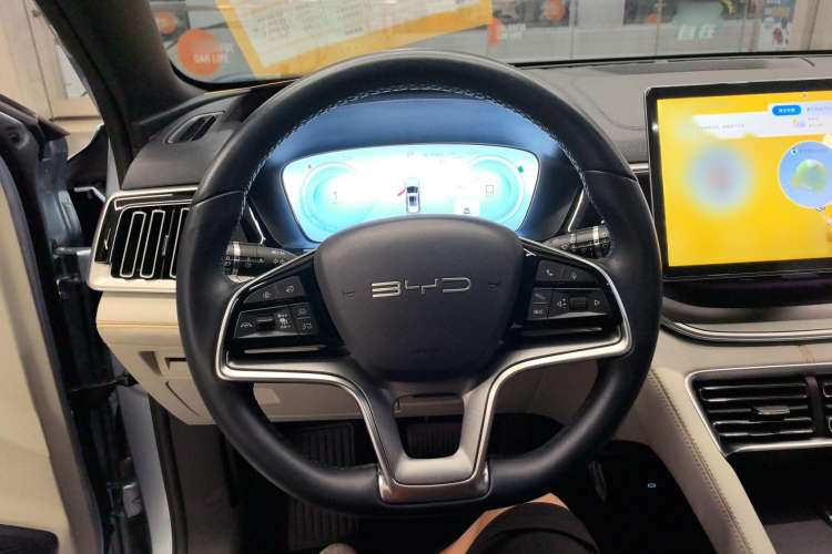 Used BYD Song PLUS New Energy 2023 Champion Edition DM-i 110KM Flagship PLUS Steering Wheel