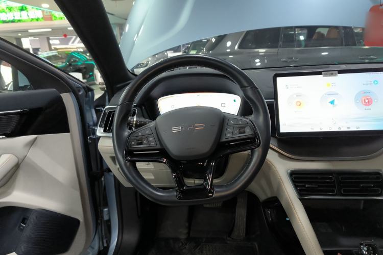 Used BYD Song PLUS New Energy 2023 Champion Edition EV 520KM Prestige Model Steering Wheel